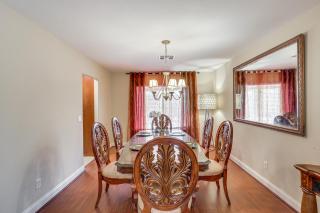 Grand and Convenient Home 7 Mi to Las Vegas Strip! - 1