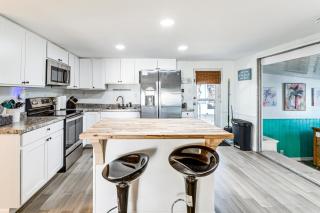 2 Mi to Beach! Canal-Front Escape in Crystal River - 2