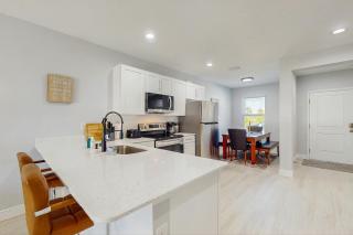 Sunny Shores- Sunset - 1