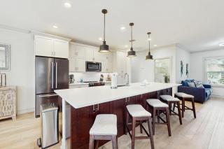 The Sunshine Social - 3