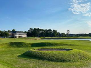 Upscale Beach Haven, Golf Cart, Linens included - 8