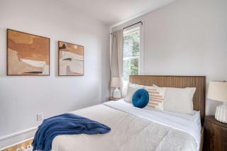 Stay Portland - La Casa Burnside - Local Eateries, Shops, and Bars - 3