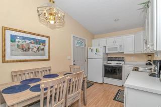 Toes in the Sand, 3 br 2 bath for fun and relaxing - 5