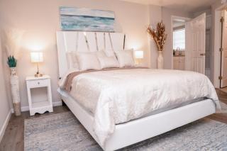 Serene Studio Retreat - 8