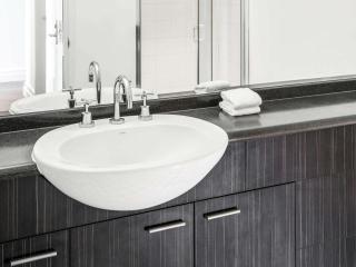 Mantra on Jolimont Melbourne - 4