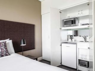 Mantra on Jolimont Melbourne - 3