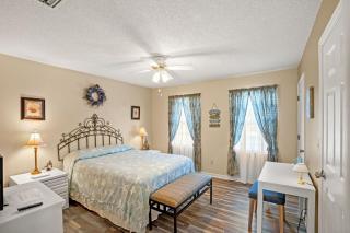 Suite Carolina Life is Better by the Beach - 6