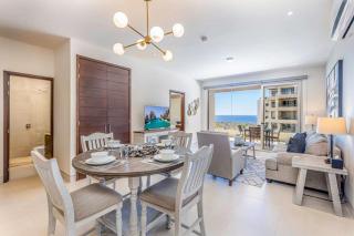 Stunning 2BR Ocean Views & Gym Pool at Vista Vela - 5