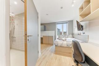 Accessible Studio In Central Leeds - 7