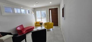 Spacious Famiy Living in the Heart of Marsden Park - 6