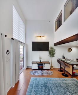 Stylish Two-Story Loft with Rooftop Deck - 8