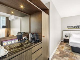 Peppers Docklands - 2
