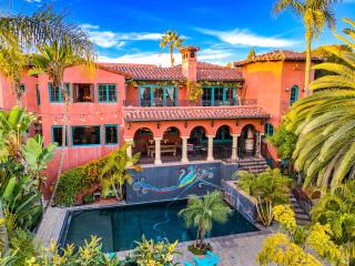 Skyline and Bay Views Spanish Villa Pool and Hot Tub - 2