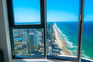 Your Ocean Sanctuary in Surfers Paradise - 2