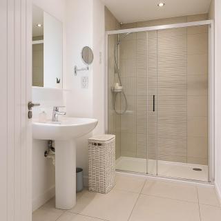 Relaxing 3BR Home wGarden & Parking near M1 and A46 - 2