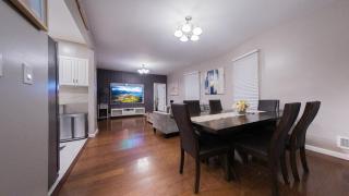 Spacious 3BR Apartment near Dream Mall & 30 Mins to NYC - 1