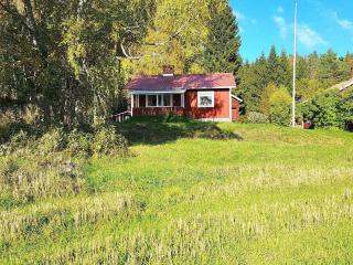 Cozy Getaway near Forest and Lake - 0