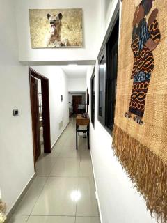 Apt 2 chambres déco africaine - aéroport à 7min, plage à 200m - 6
