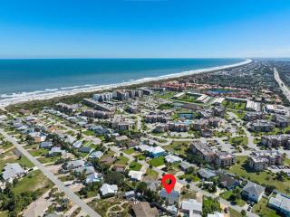 Private Beach Access Sauna Outdoor Fireplace - 7