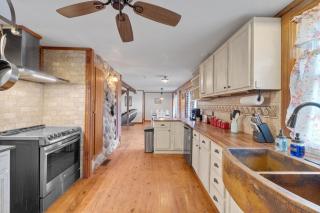 Wind Ridge Cabin - 2