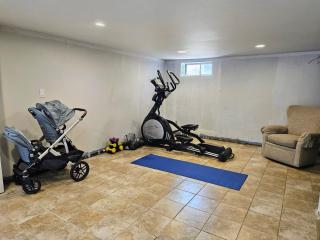 3 Bedroom 2 Bath, 120 protector, 600MB WIFI - 2