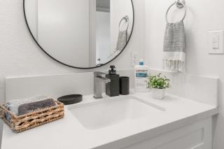 ASU-Mesa Getaway-Stylish & Relaxing - 7