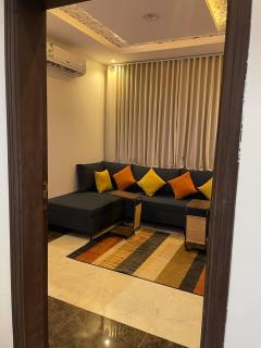 غرفة جلوس وغرفة نوم وصالة بسلطانه - 4