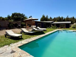 Casa-jardín Luz de Botellas -piscina-jacuzzi-sauna - 0