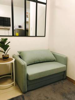 1br Topmost Floor SM Southmall View with Internet and Netflix - 0