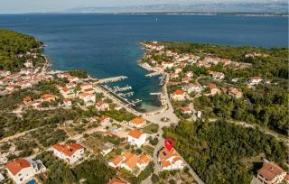 1 Bedroom Lovely Apartment In Lukoran - 3