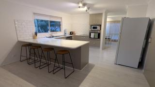 Flamingo Sunset Retreat - 8