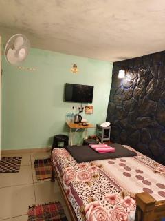 CLOUD HUG'S COUPLES STAY Rooms Vagamon - 9