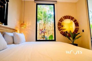 Natural Lighted Boho Chic Studio with Private Pool by Waves - 4
