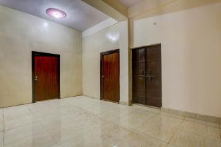 OYO 90856 HOTEL MANNAT - 0