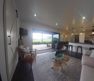 Onewhero Country Cabin - 7