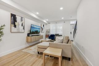 Modern Retreat - Walk to Metro & Union Market - 1