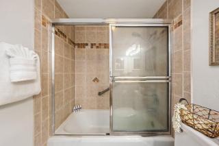Kihei Kai Nani 13231 · KKN 13231 New Listing Condo w Pool ; acro - 5
