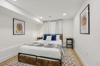 City Hopper - Walk to Metro & Union Market - 5