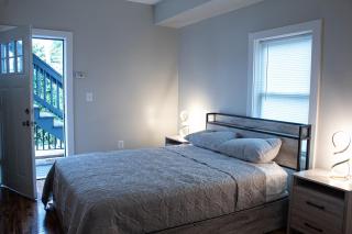 Modern 3BR Walk to Subway 2 Min to LOGAN Airport - 9