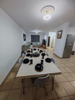 Comfortable 3 bedroom house - 5