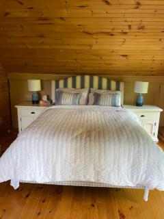 Tranquil Manitoulin Log House Retreat - 6