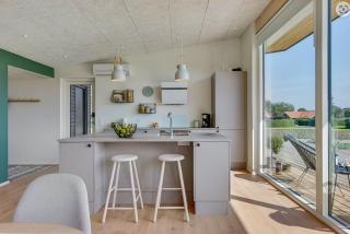 Modern Cottage Near Binderup Beach - 4