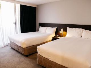 Mercure Brisbane Spring Hill - 1