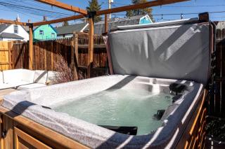 Stylish 1BR Airbnb in Leadville with Mountain Views - Near Skiing - Pets okay - 4