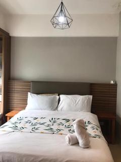 Newport Condo near T3 - H - 9