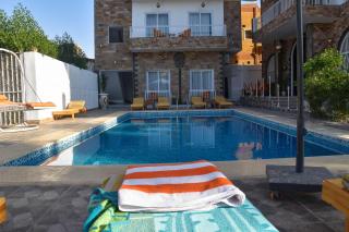 Lake House Hotel - 9