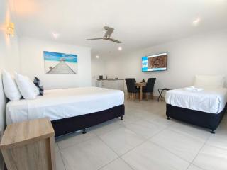 Best Western Ambassador Motor Lodge - 4