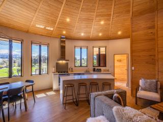 Haus Austria - Ohakune Holiday Home - 3