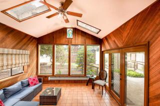 The Mod Pod- 2BR, sunroom, gazebo - 5