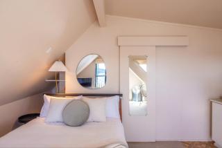 Sunrise Loft - Sea Views & Serenity Above It All - 1